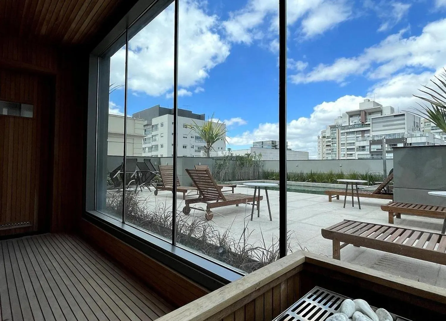 Belint Bela Cintra: A 5 Minutos Da Paulista Com Piscina No Rooftop location