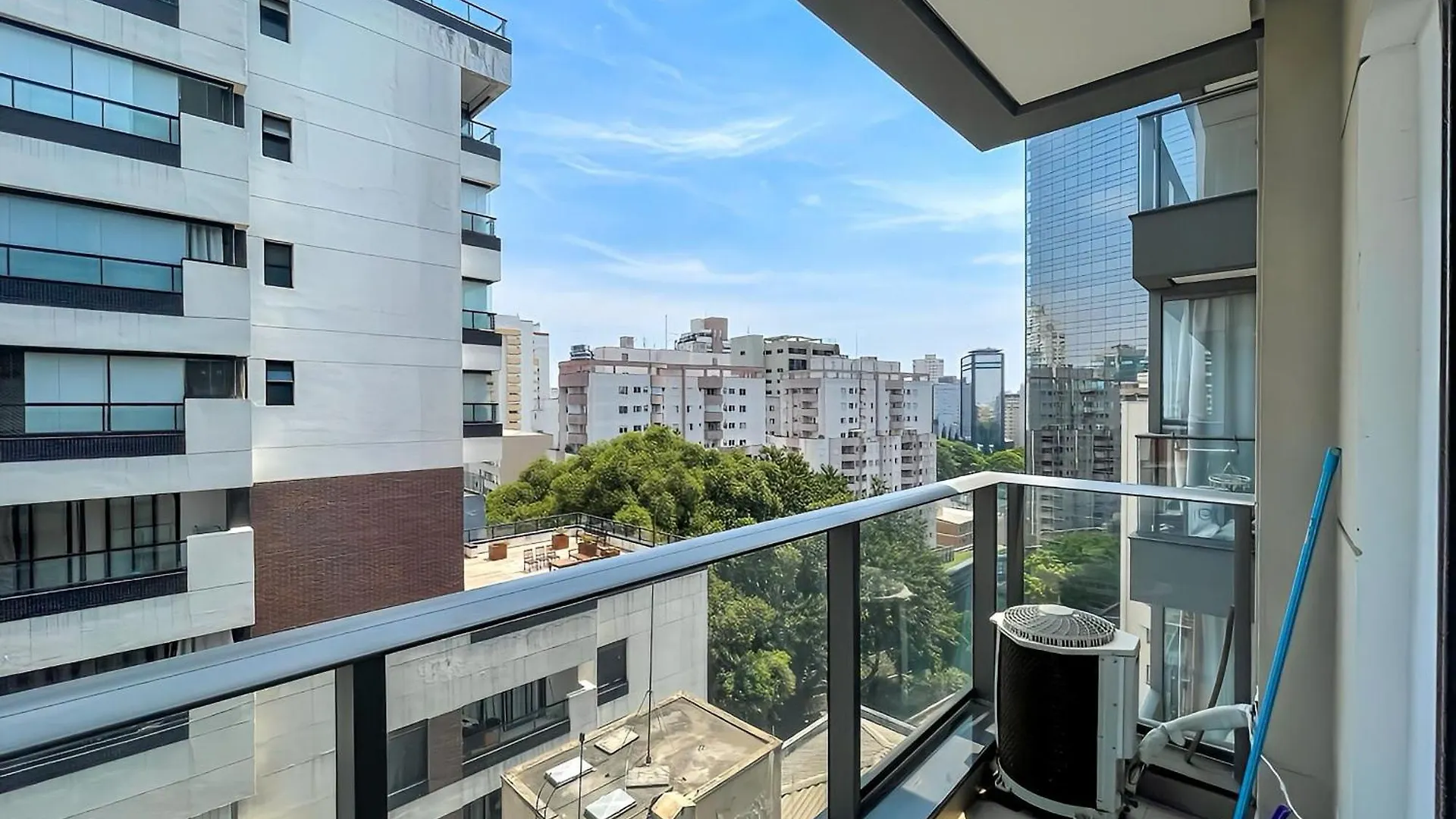 Belint Bela Cintra: A 5 Minutos Da Paulista Com Piscina No Rooftop Sao Paulo Holiday home